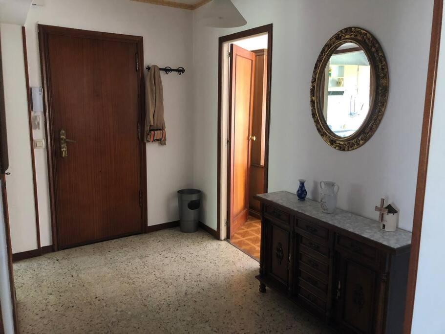 Apartamento Piso Grande Y Muy Luminoso Santiago de Compostela Exterior foto