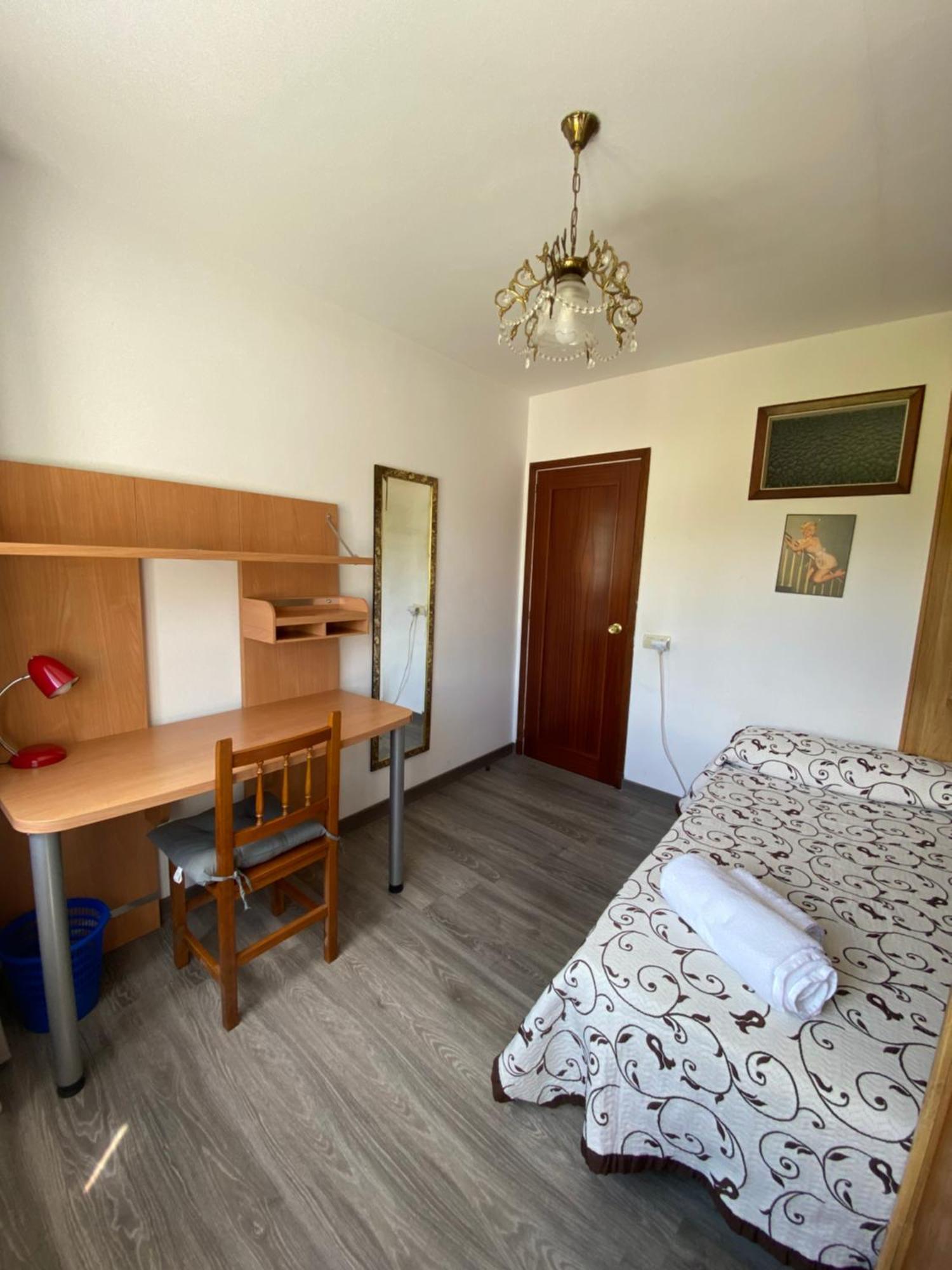 Apartamento Piso Grande Y Muy Luminoso Santiago de Compostela Exterior foto